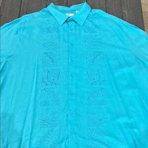 Cafe LunaMen's Turquoise Embroidered Shirt